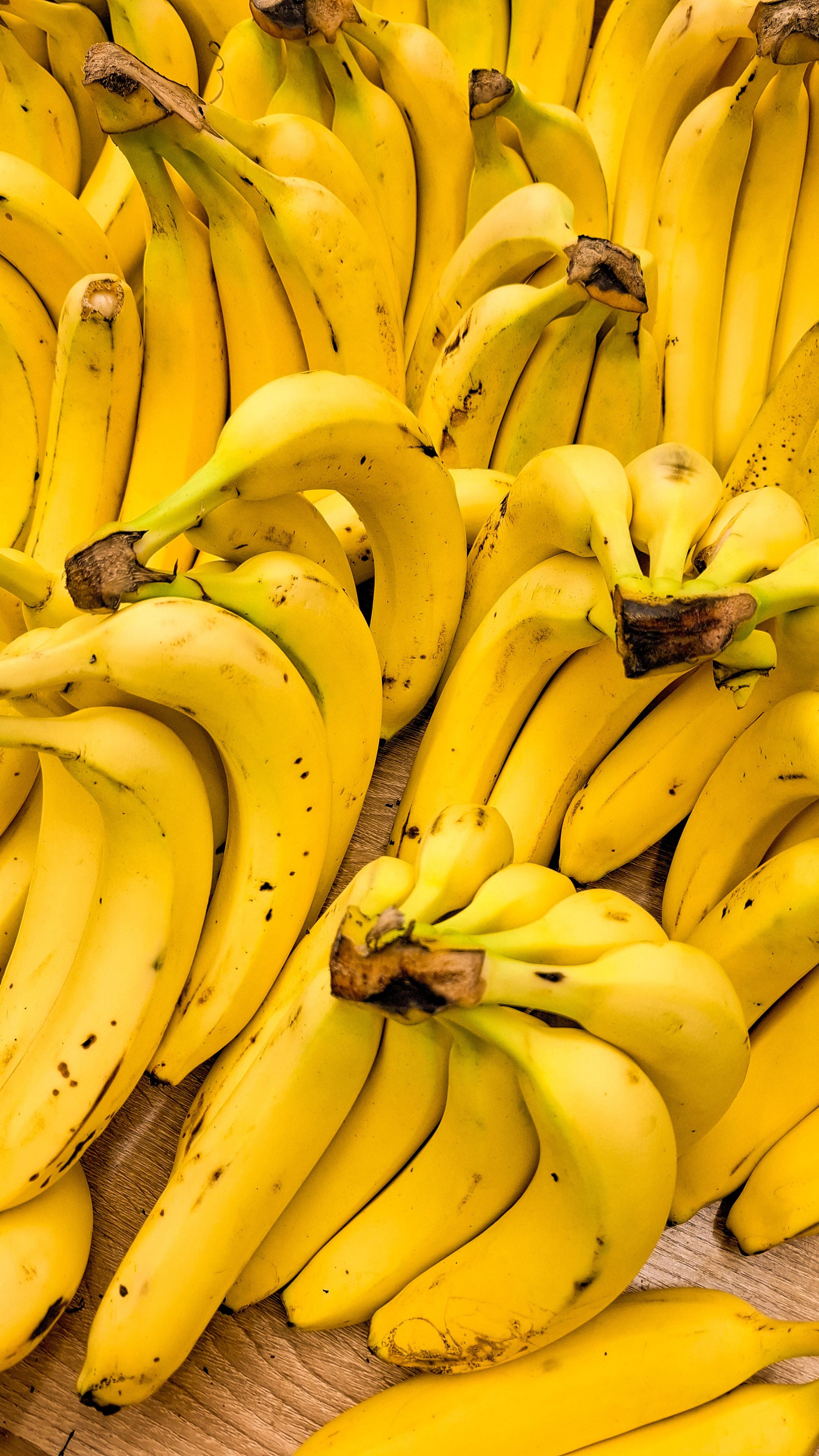 Fresh Banana – 1 Dozen | تازہ کیلے
