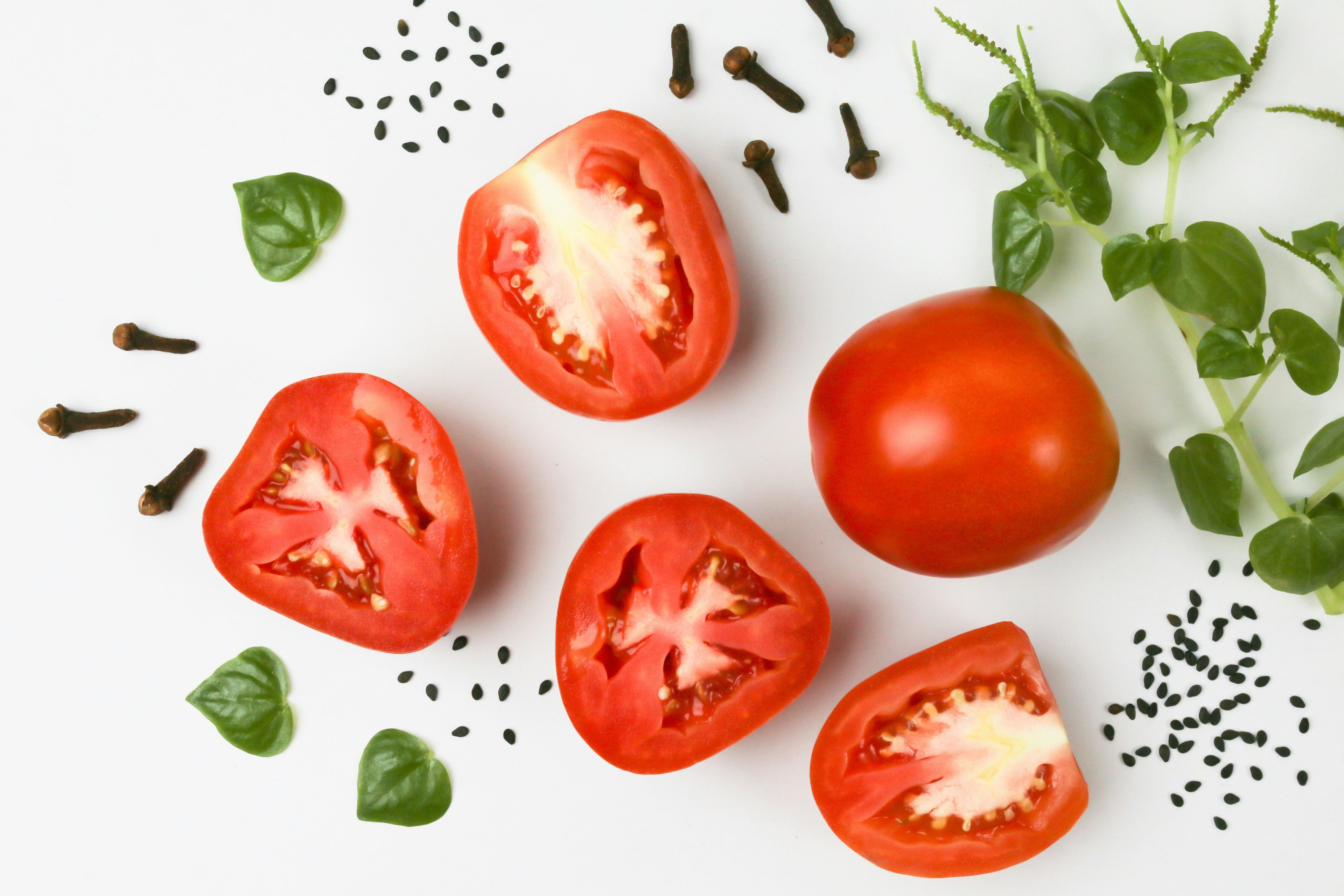 Tomatoes ٹماٹر